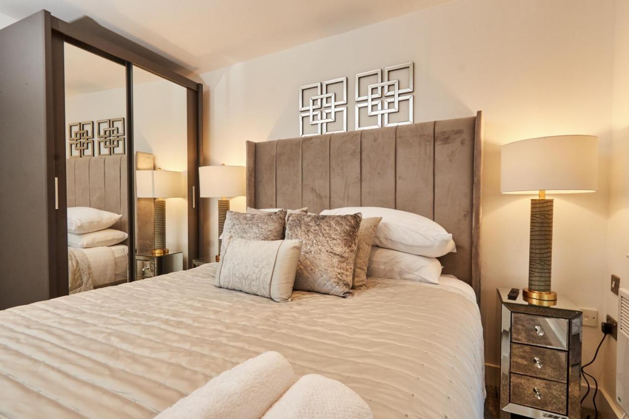 Deluxe River Canal View & Free Secure Parking! Λιντς Εξωτερικό φωτογραφία
