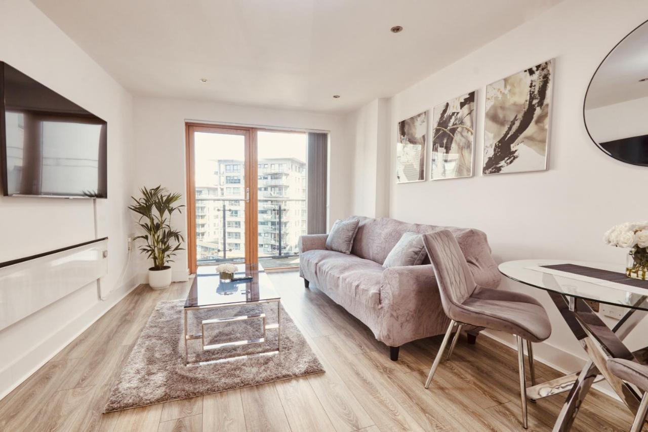 Deluxe River Canal View & Free Secure Parking! Λιντς Εξωτερικό φωτογραφία