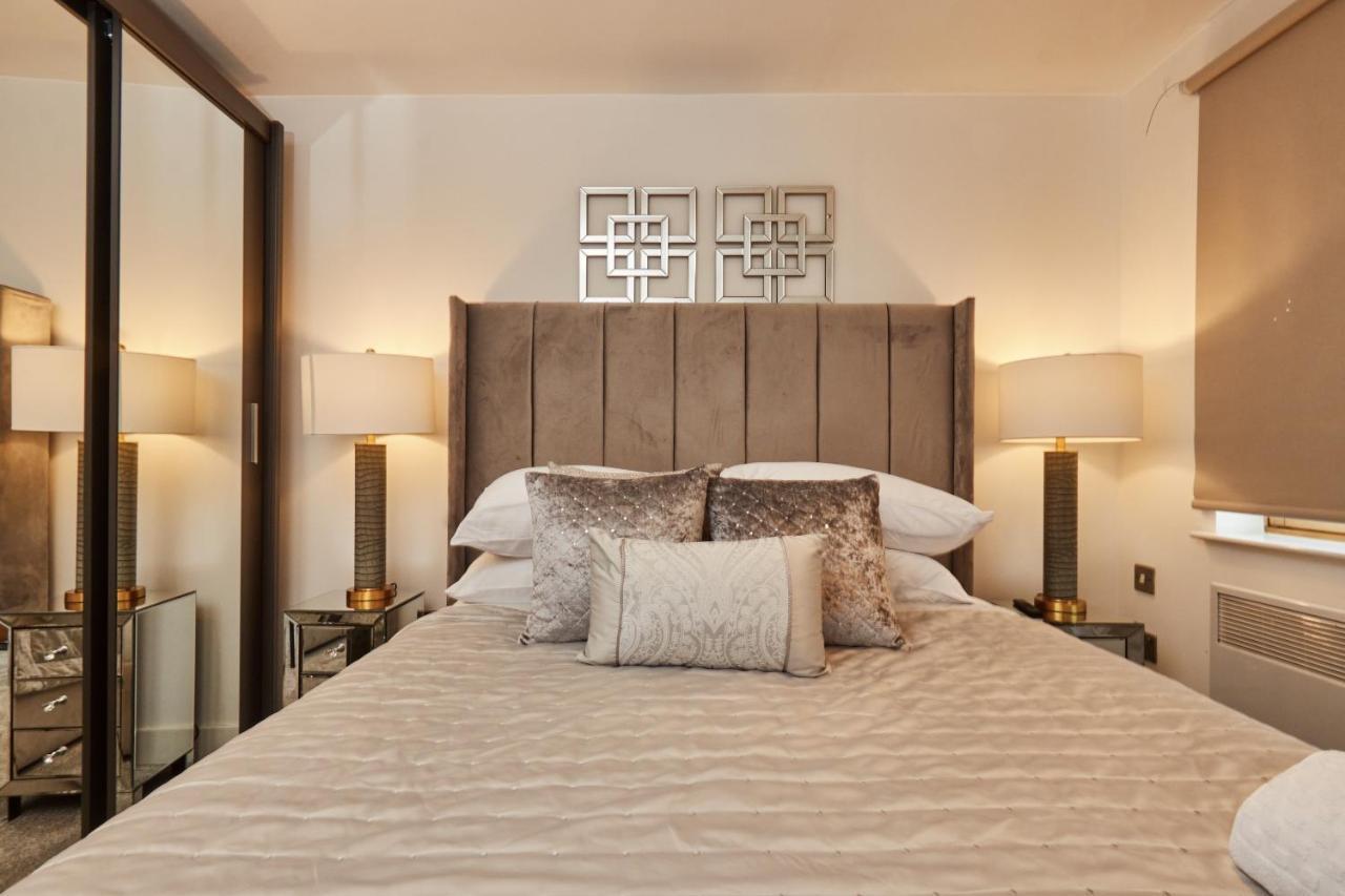 Deluxe River Canal View & Free Secure Parking! Λιντς Εξωτερικό φωτογραφία