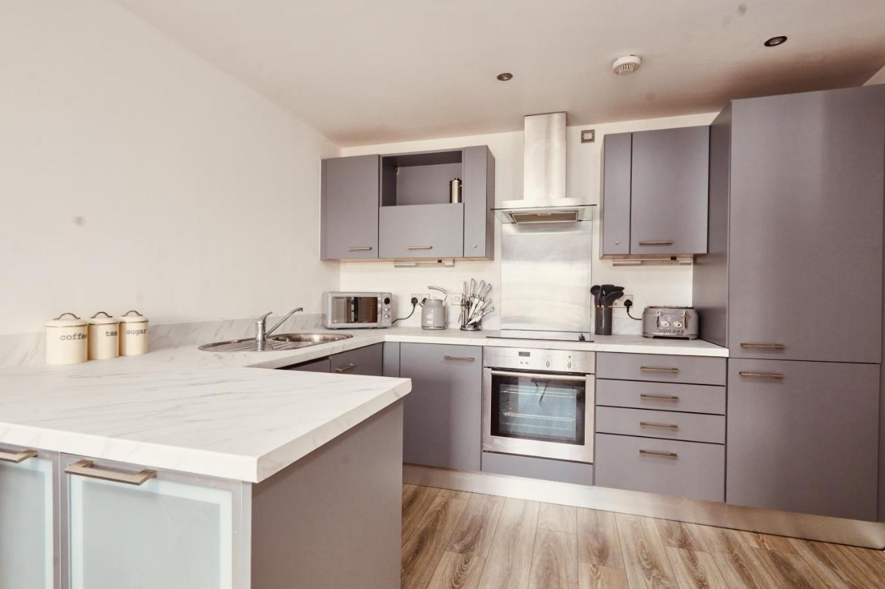 Deluxe River Canal View & Free Secure Parking! Λιντς Εξωτερικό φωτογραφία