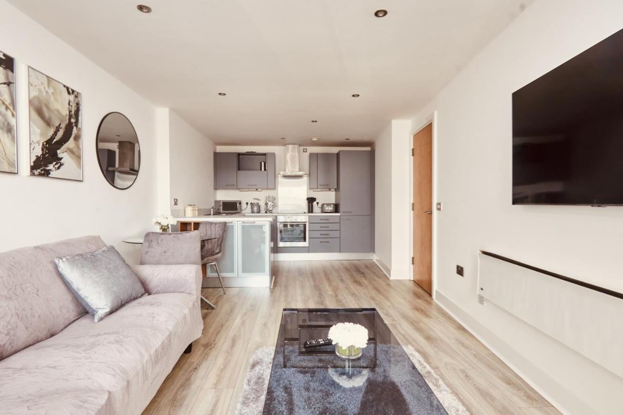 Deluxe River Canal View & Free Secure Parking! Λιντς Εξωτερικό φωτογραφία